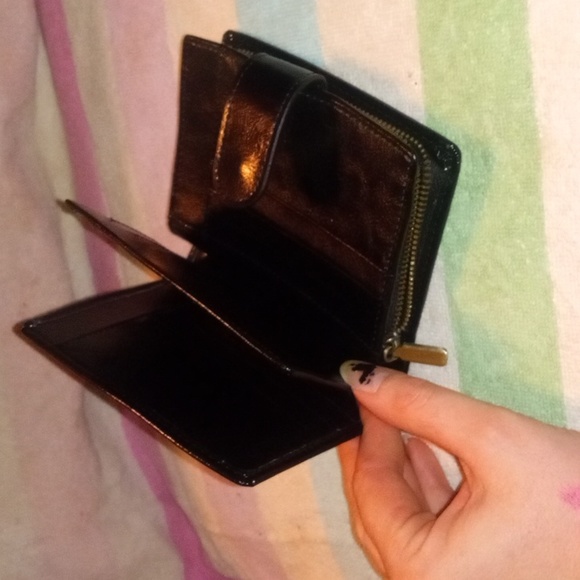 Wallet - Picture 2 of 3